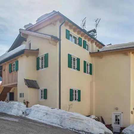 Majon Baticher Canazei